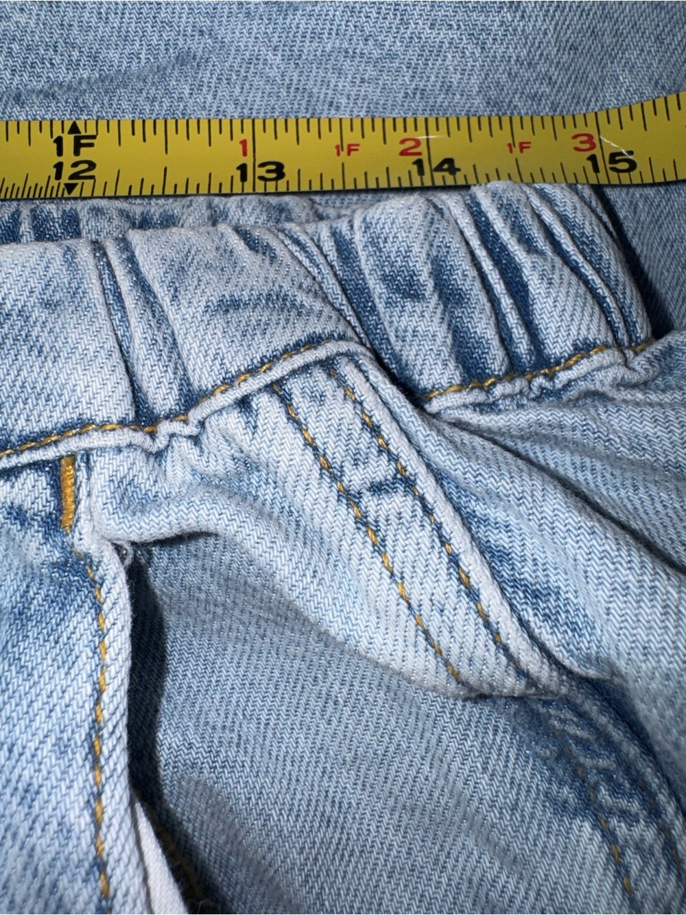 Pilcro Beachy High-Rise
Parachute Jeans. Price firm - Picture 12 of 12